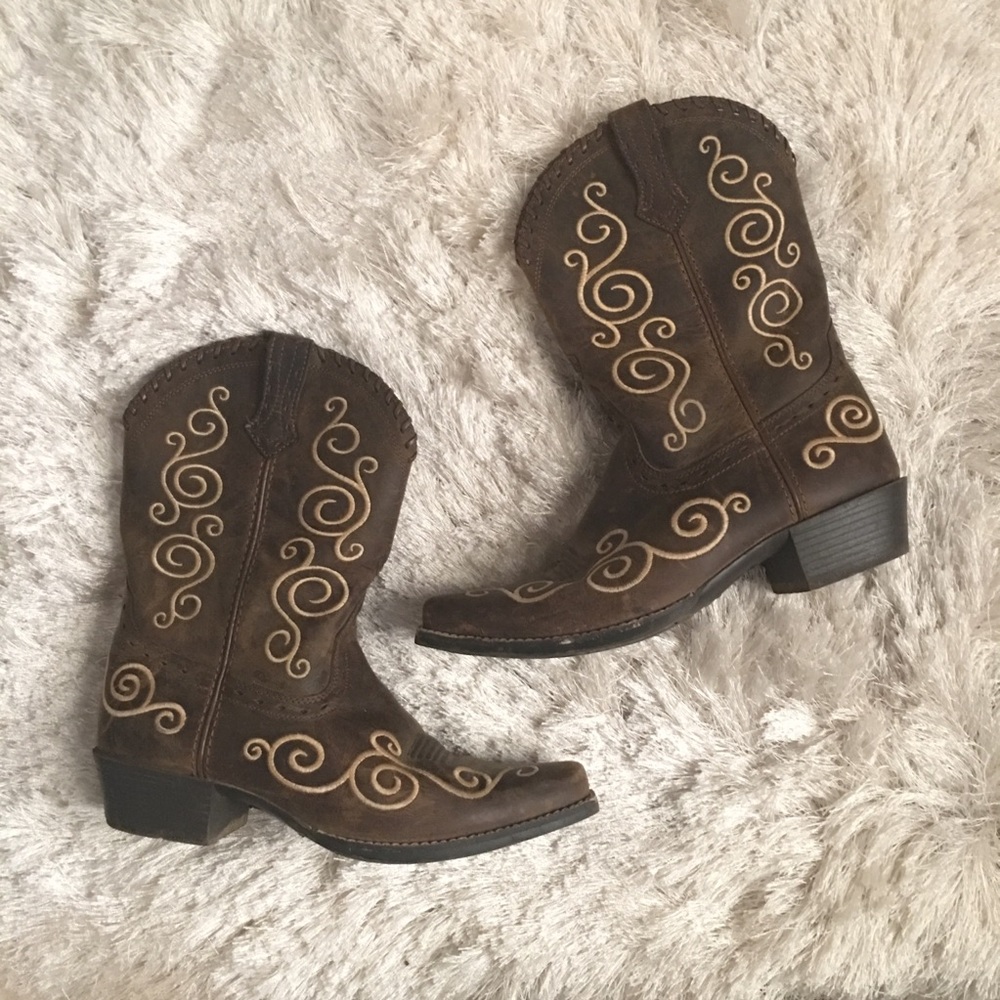 Ariat Cowgirl Boots